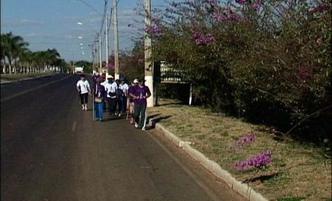 Barracas de apoio aos romeiros começam a funcionar nesta sexta na BR-365 em Patos de Minas 