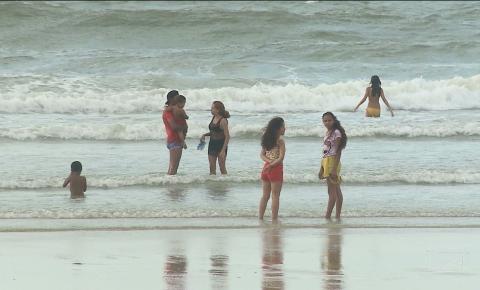 Laudo aponta praias impróprias para banho durante as férias em São Luís